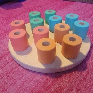 SPECIAL LISTING lovevery Peg Board Stacking Circle